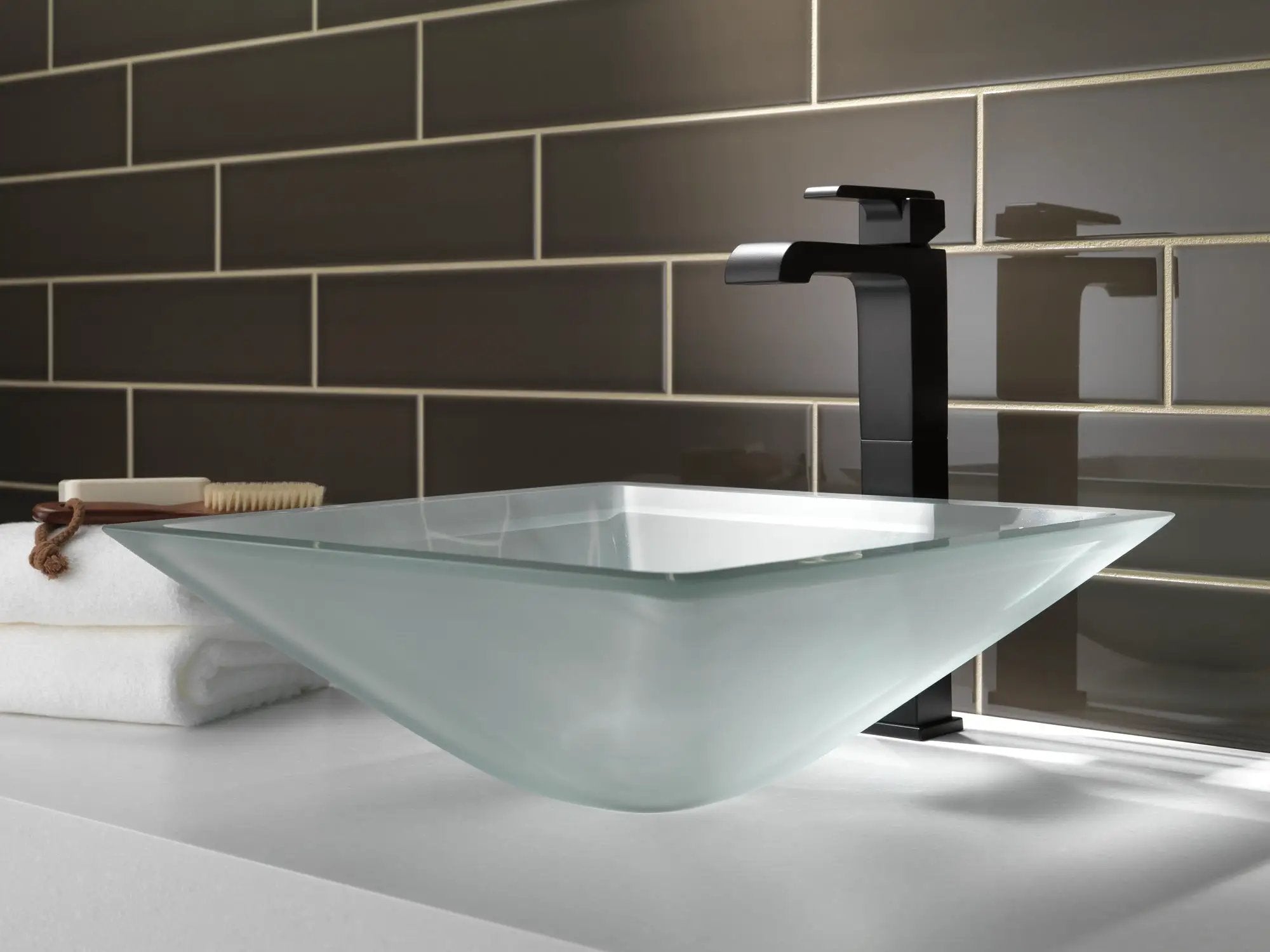 matte black bathroom faucet