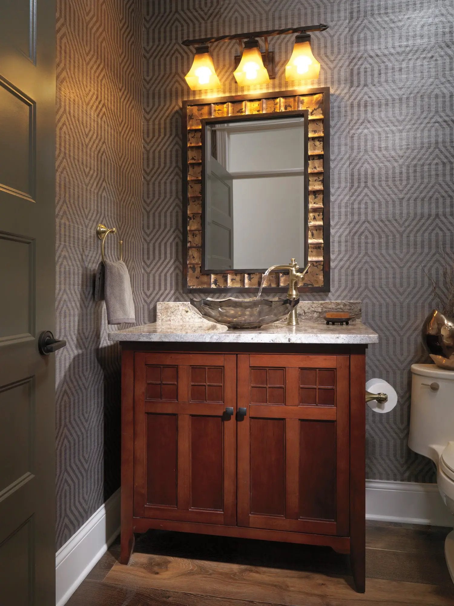 champagne bronze bathroom faucet