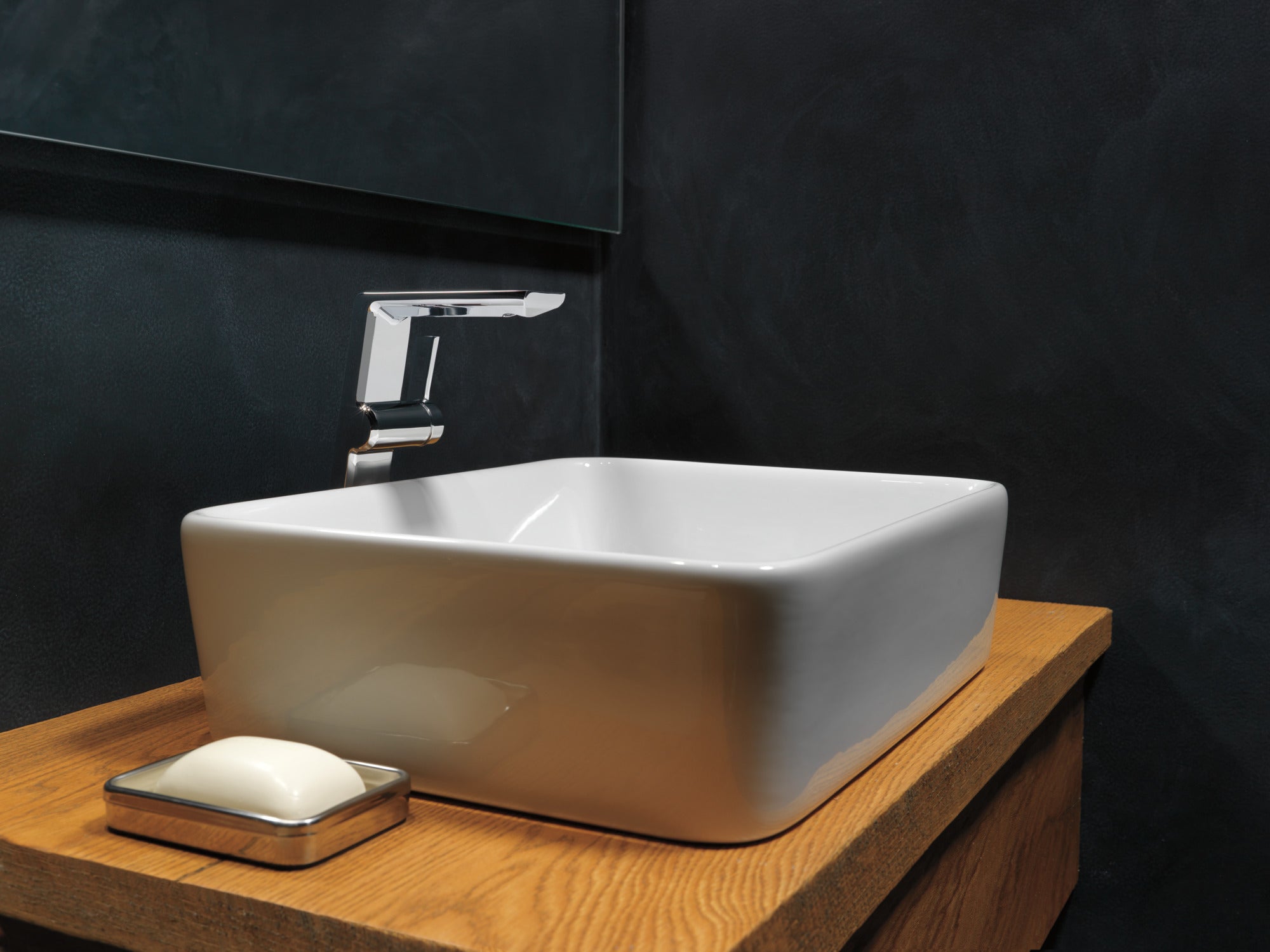 lumicoat chrome bathroom faucet