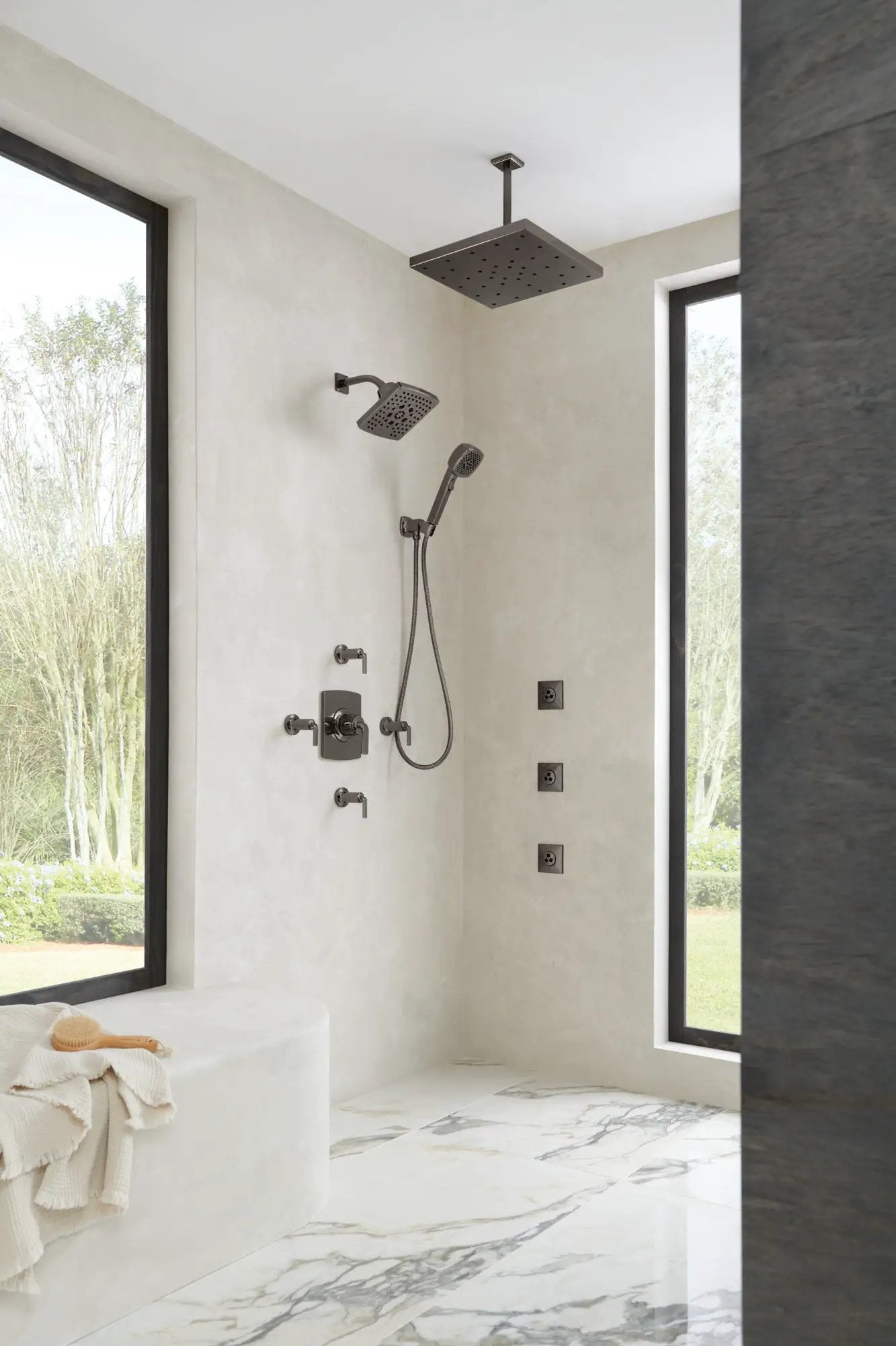 brilliance black onyx lever handle