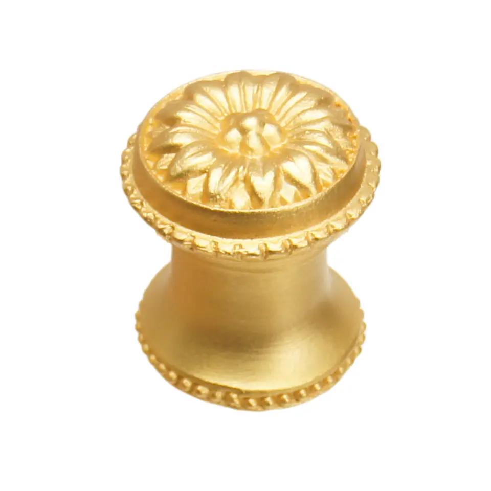 Carpe Diem Acanthus II Small Knob with Flared Foot Rosette Style by Carpe Diem