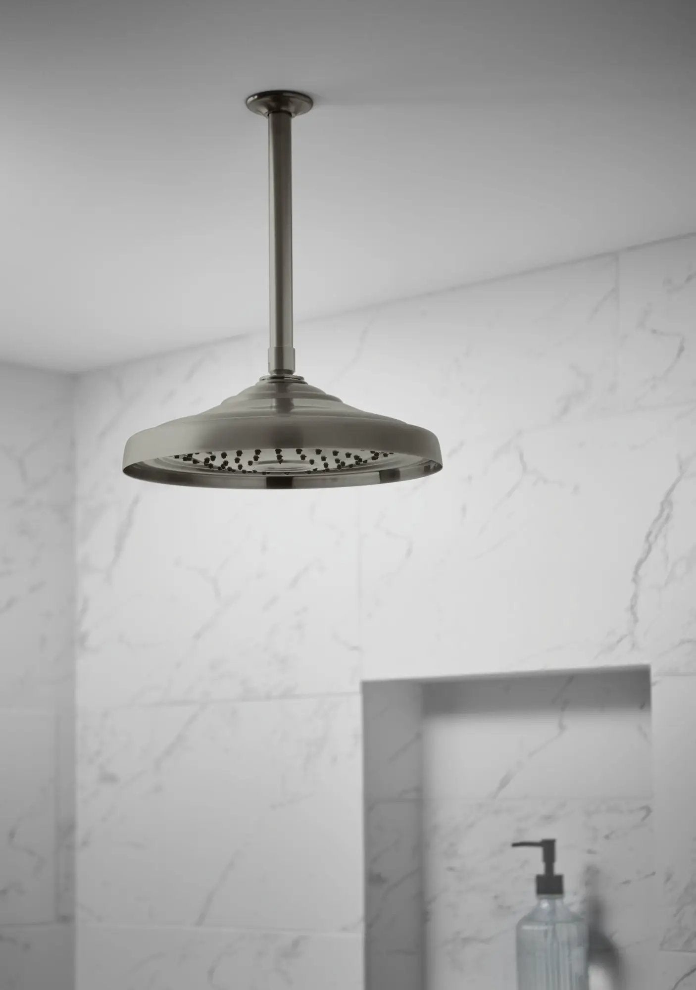 luxe steel shower head