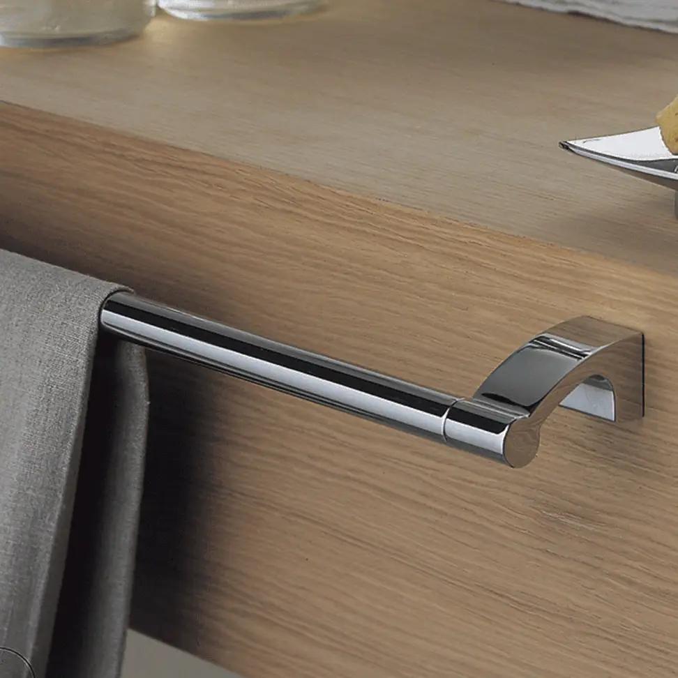 polished chrome towel bar
