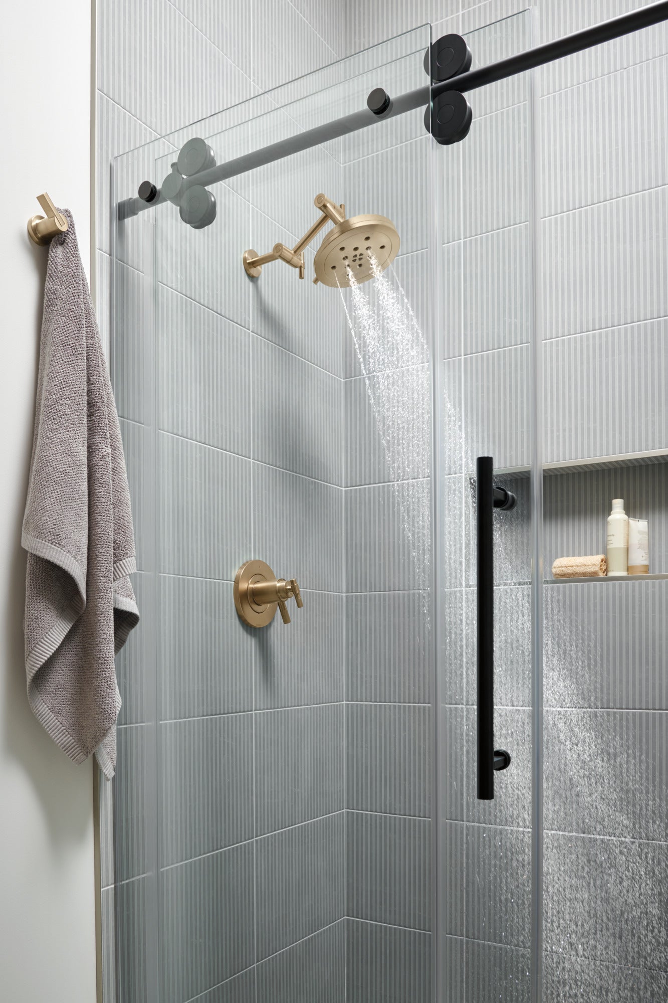 luxe gold thermostatic valve