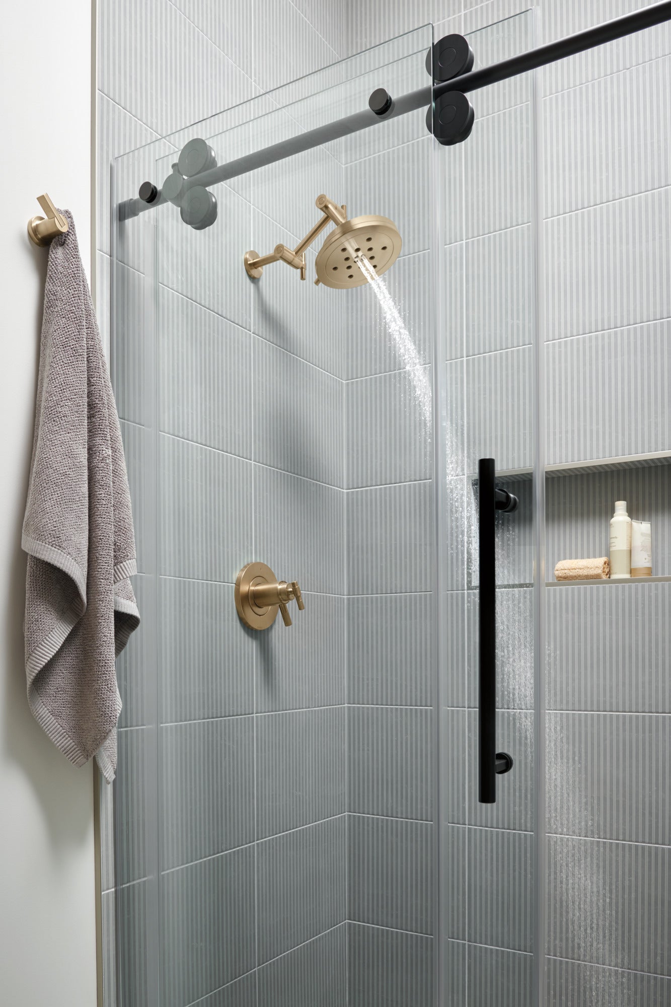 luxe gold thermostatic valve