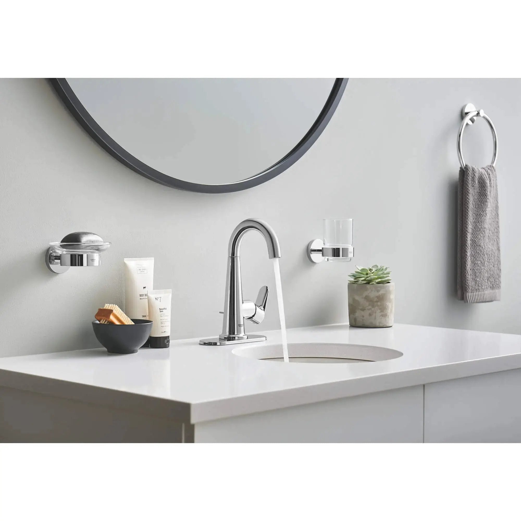 chrome bathroom faucet