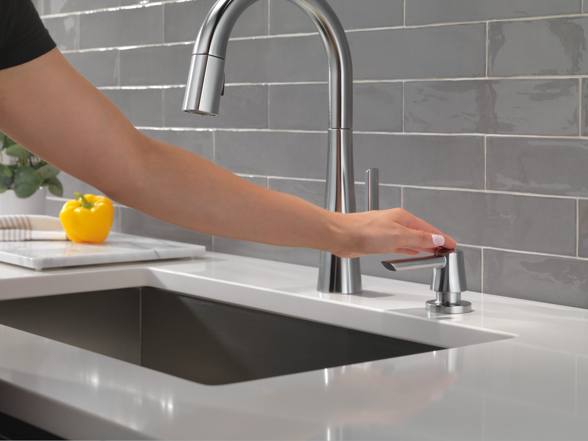 lumicoat arctic stainless kitchen faucet