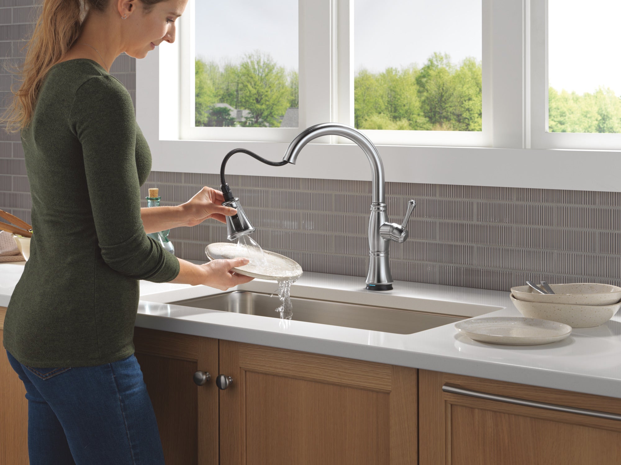 lumicoat arctic stainless kitchen faucet