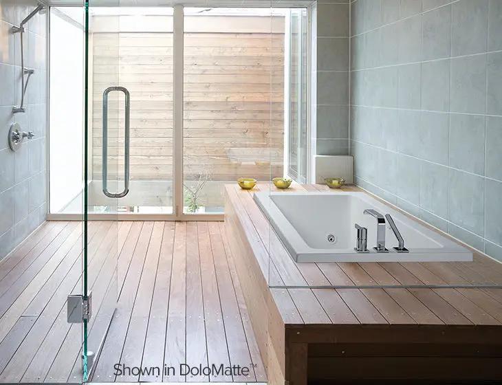 white bathtub