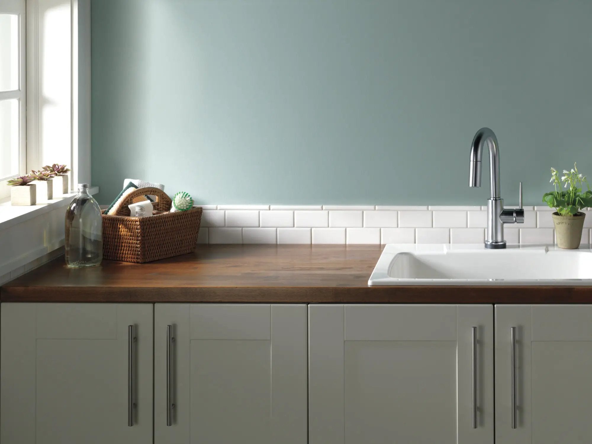 arctic stainless kitchen faucet