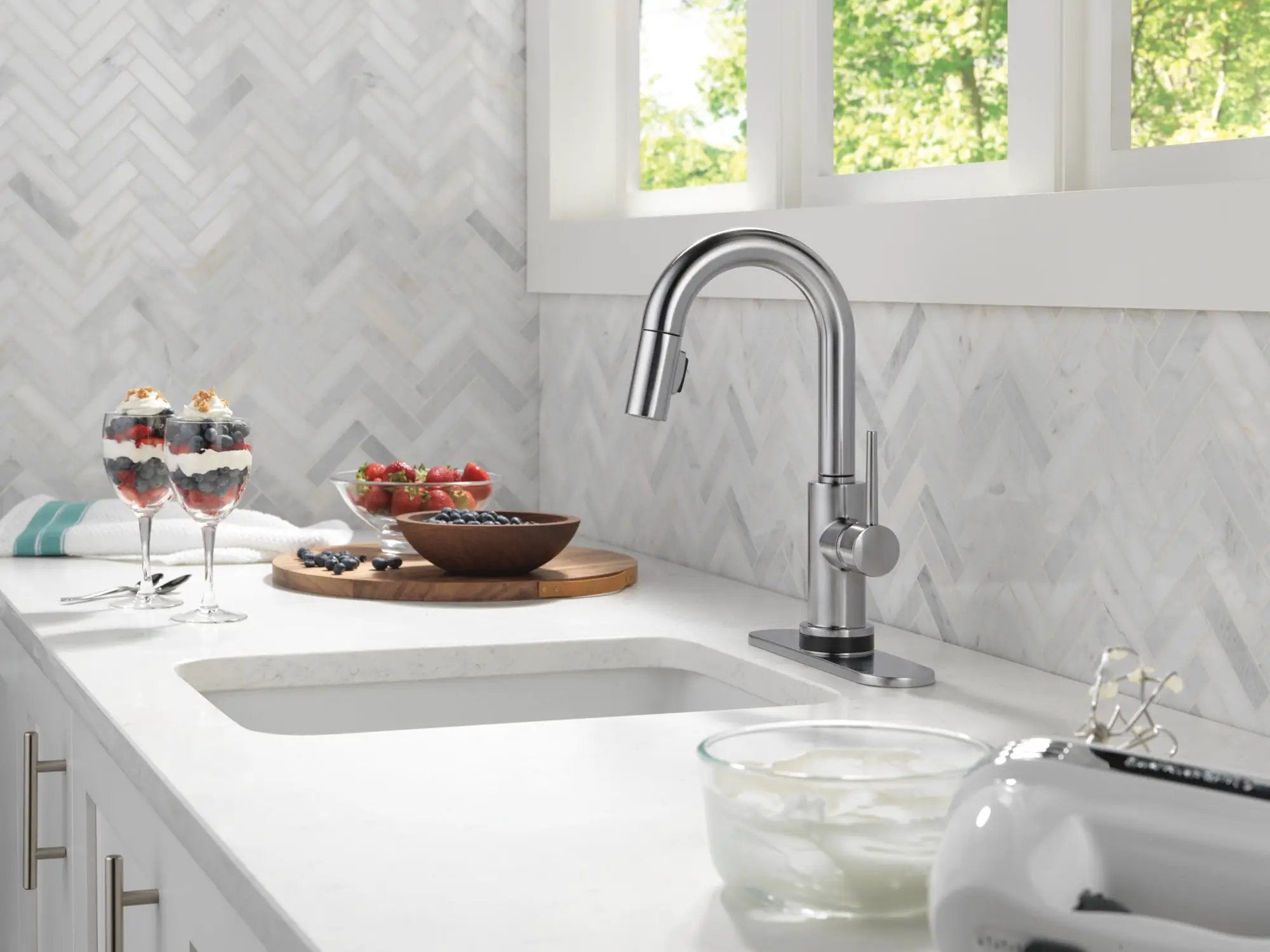 arctic stainless kitchen faucet