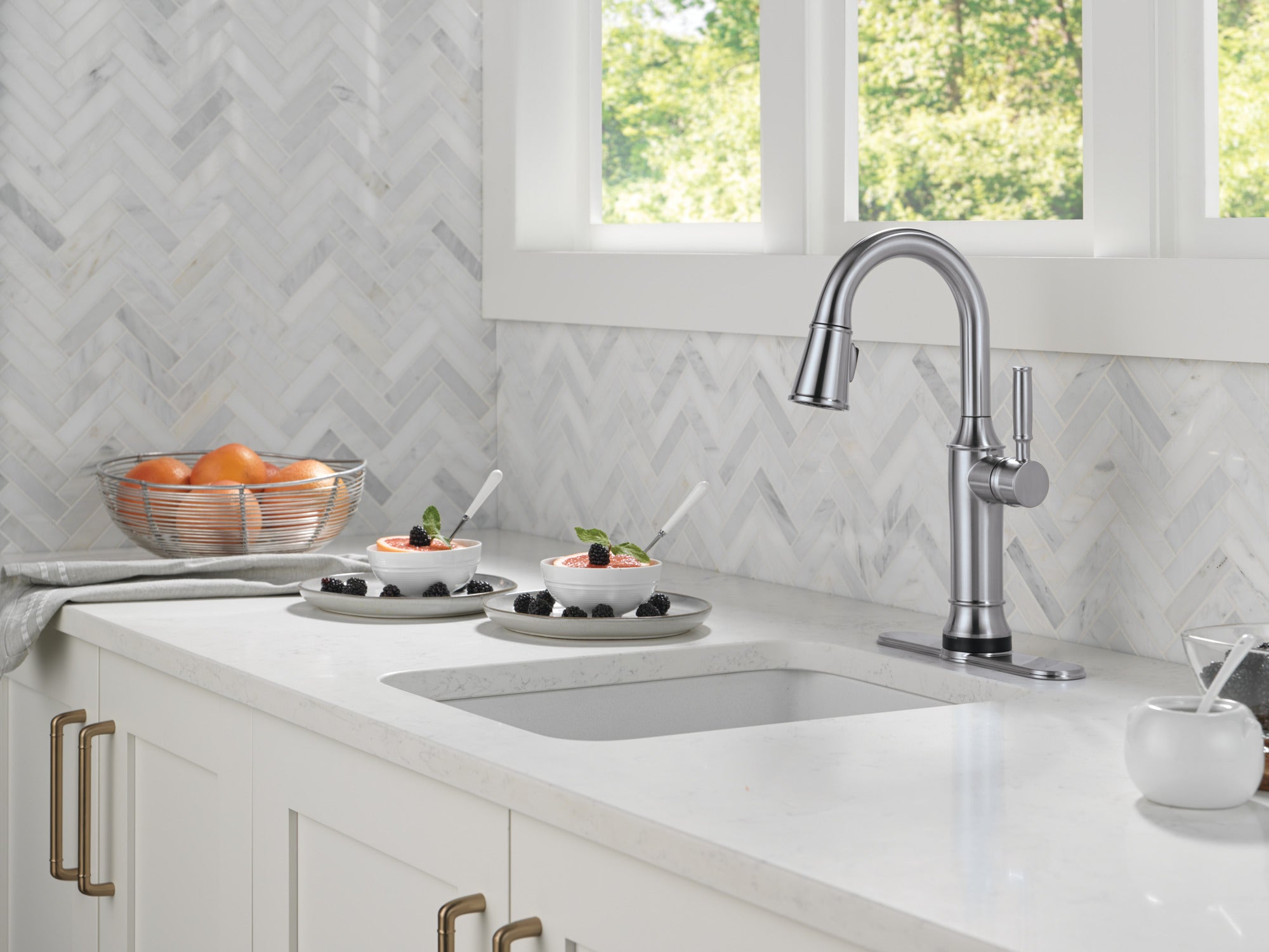 lumicoat arctic stainless kitchen faucet