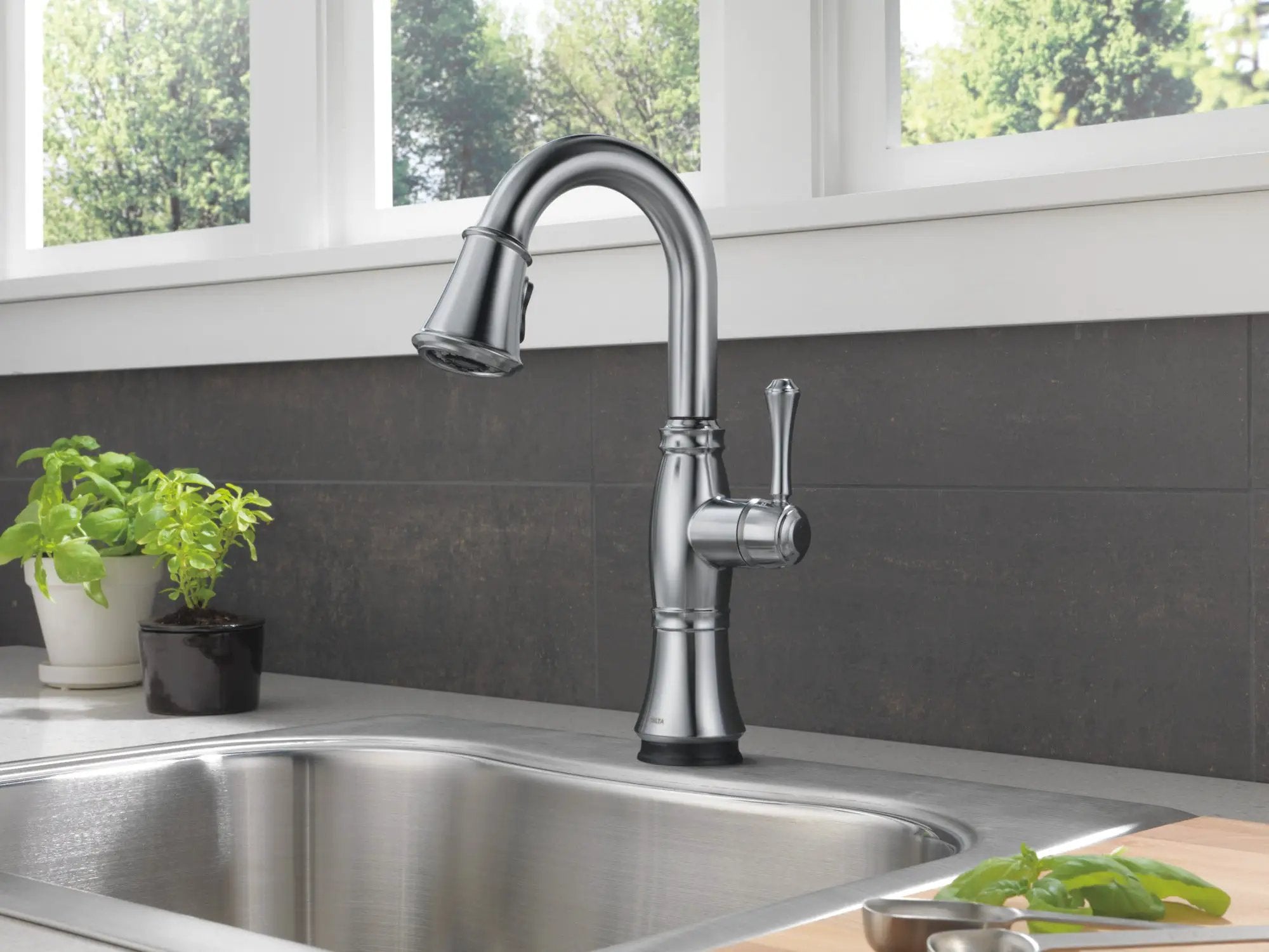 lumicoat arctic stainless kitchen faucet
