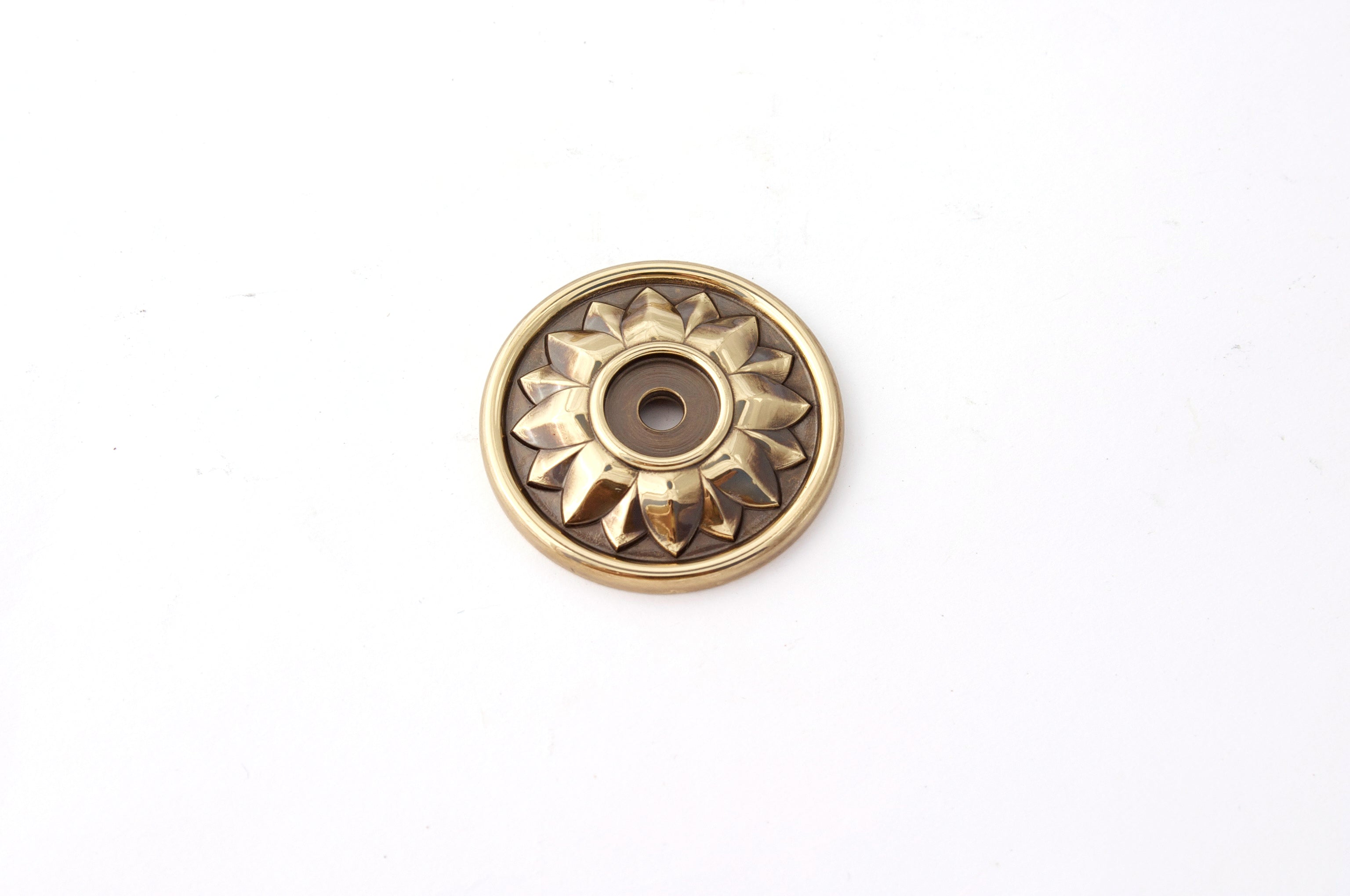 Alno Fiore 1 5/8" Backplate