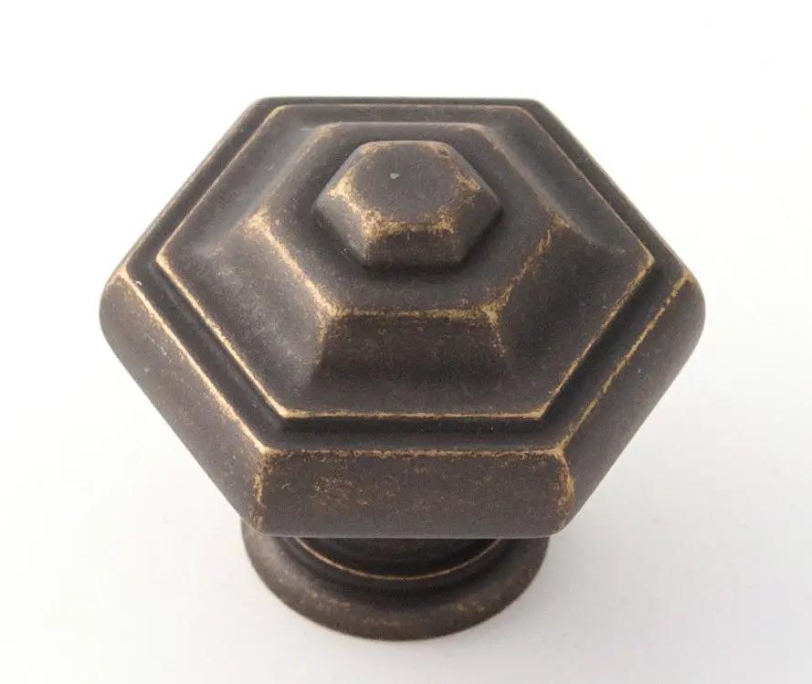Alno Geometric 1 1/4" Knob by Alno