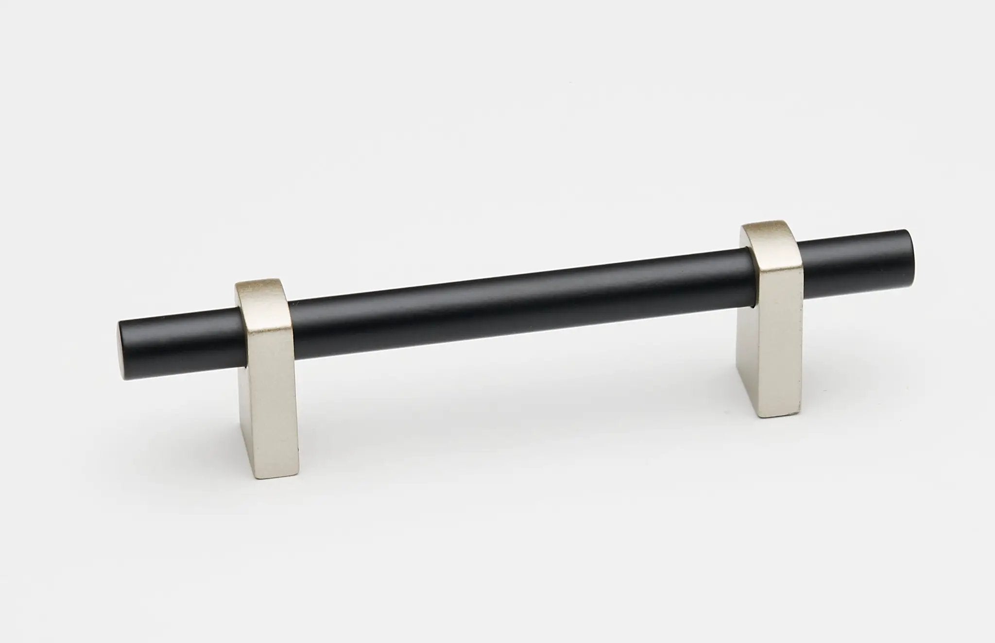 Alno Vita Bella 3 1/2" Pull Smooth Bar by Alno
