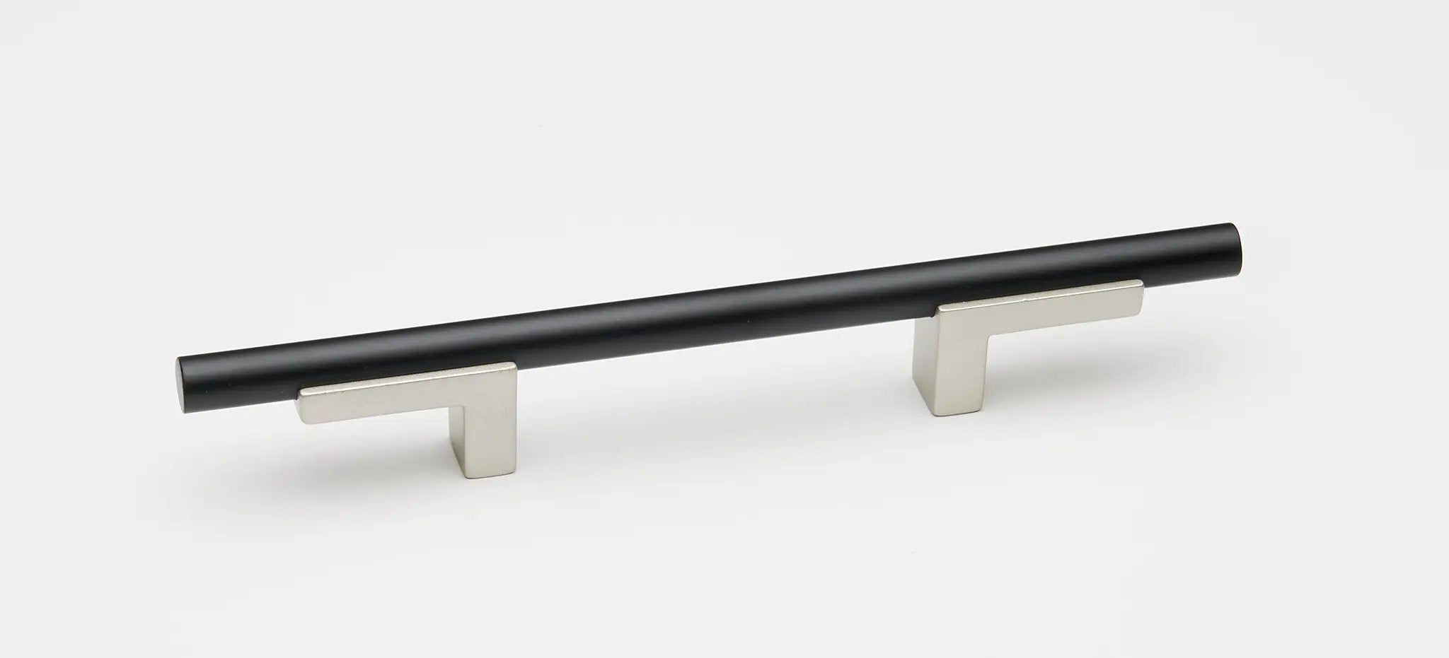 Alno Vita Bella 3 1/2" Pull Smooth Bar by Alno