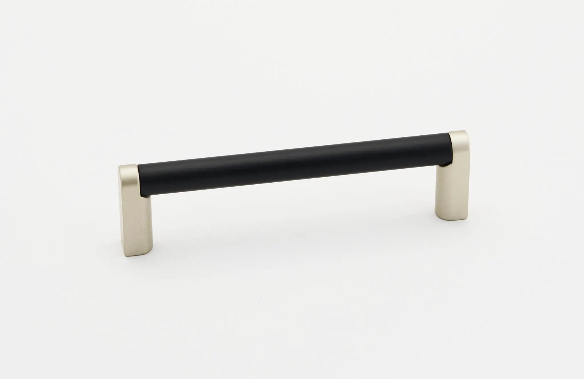 Alno Alta Moda 3 1/2" Pull Smooth Bar by Alno