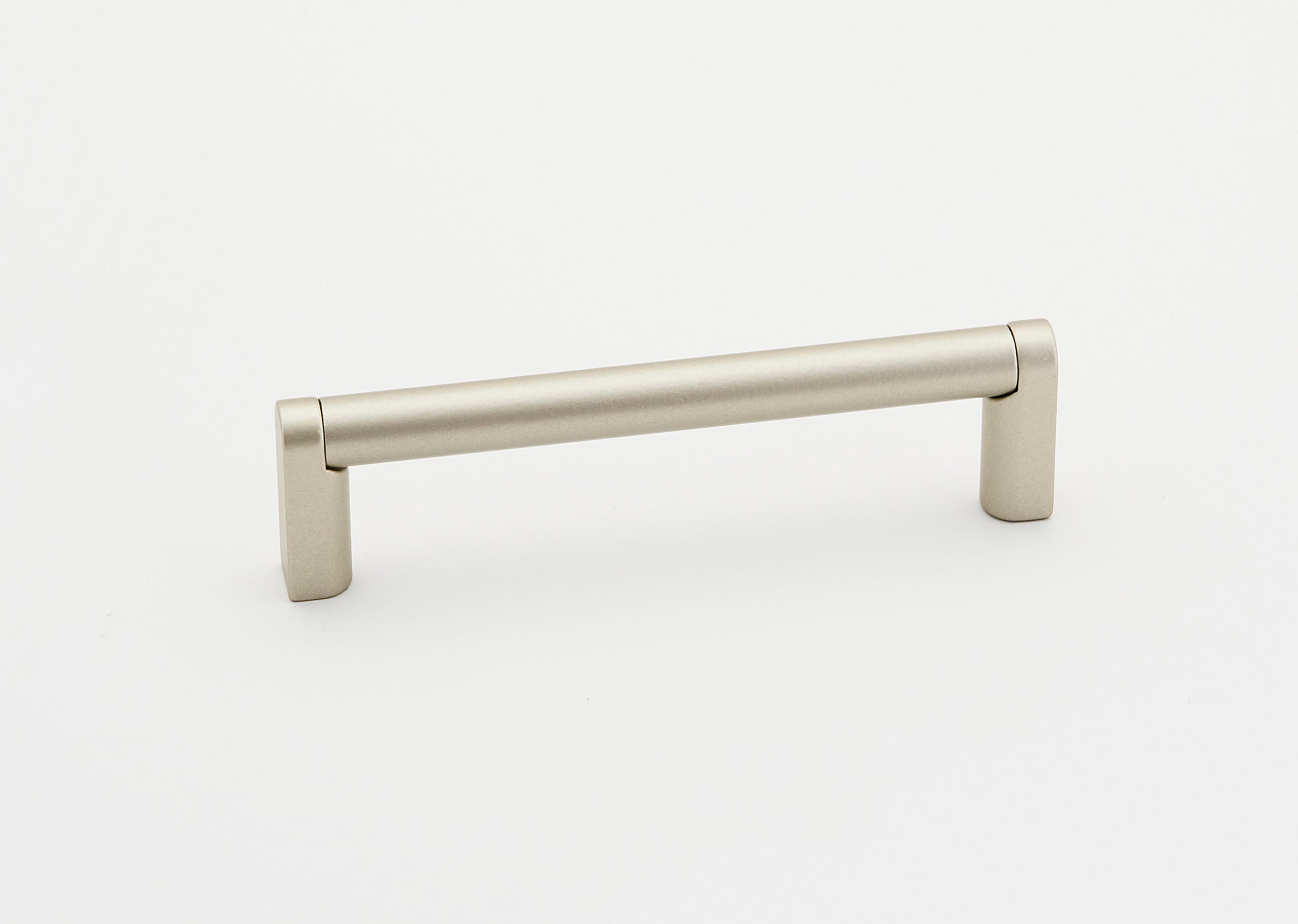 Alno Alta Moda 4" Pull Smooth Bar