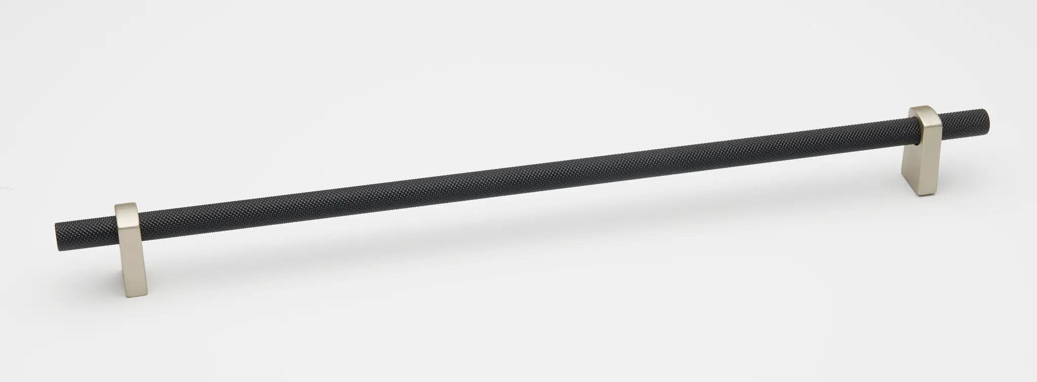 Alno Vita Bella 18" Appliance Pull Knurled Bar by Alno