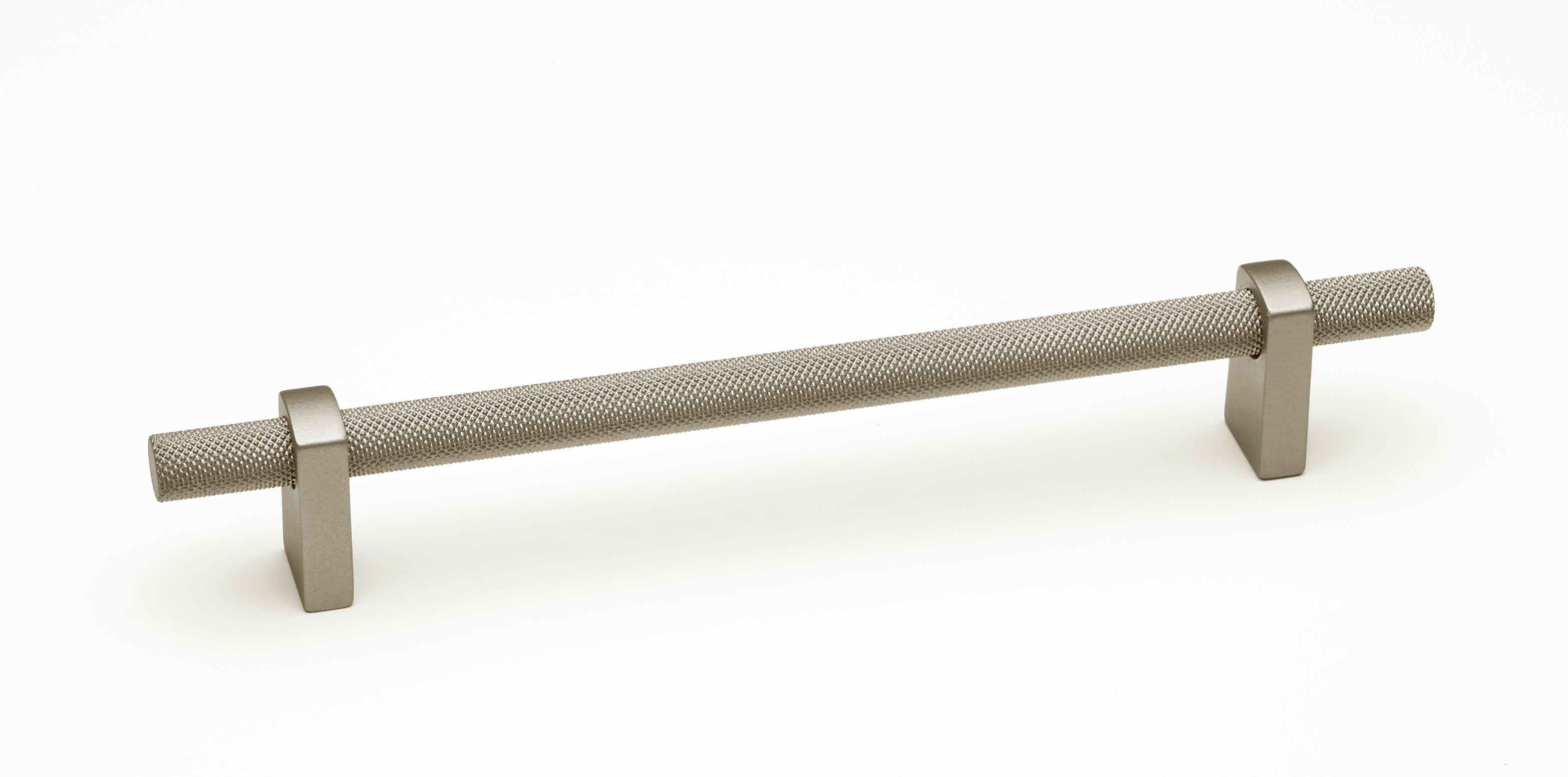 Alno Vita Bella 8" Pull Knurled Bar