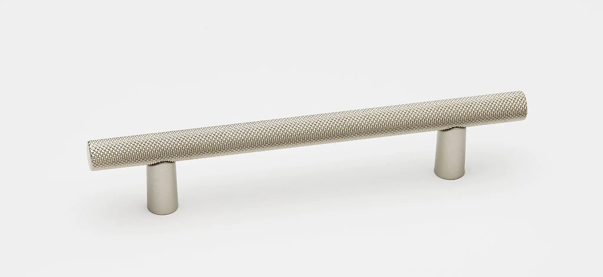 Alno Vita Bella 4" Pull Knurled Bar by Alno