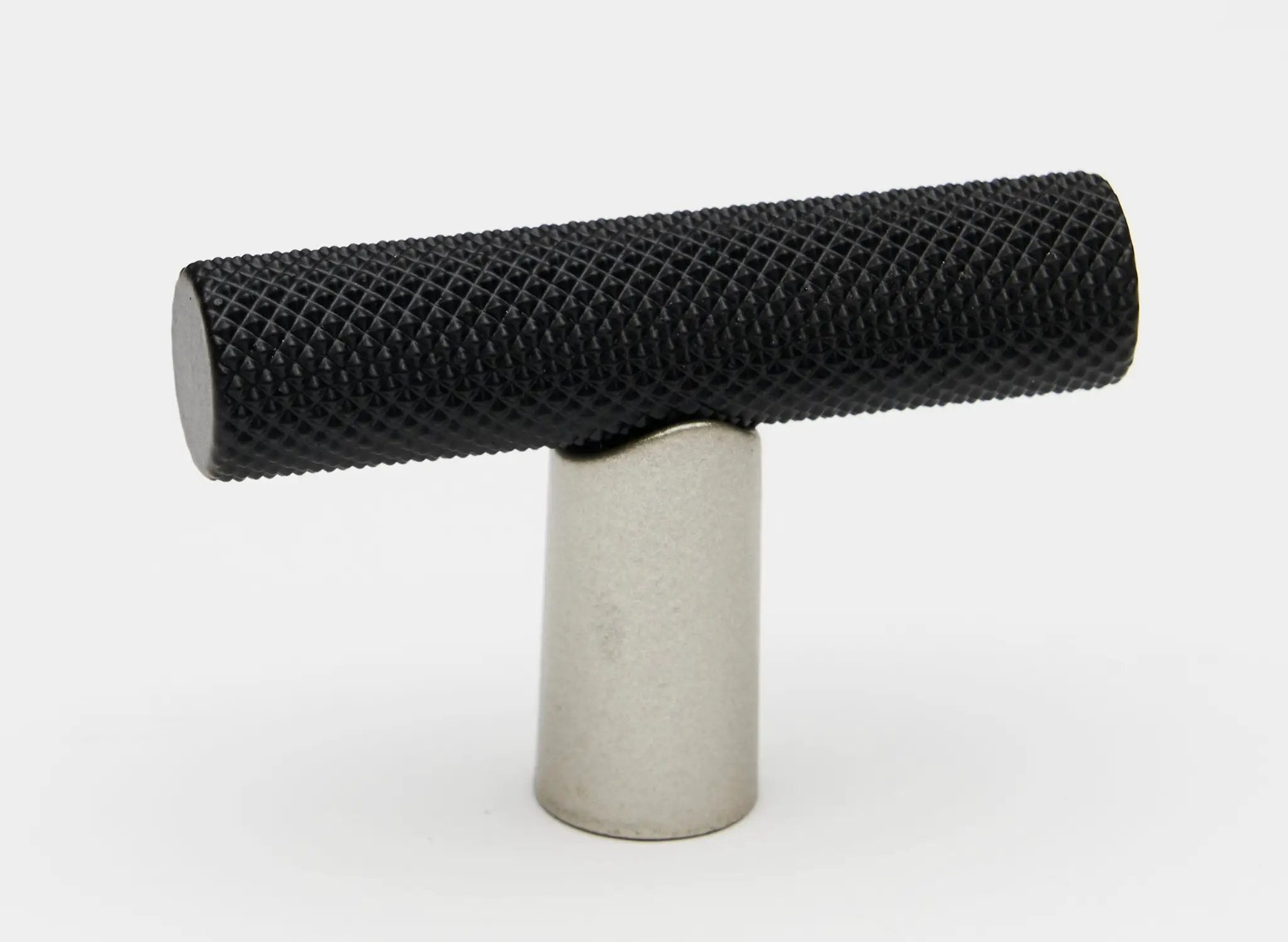 Alno Vita Bella T Knob Knurled Bar by Alno
