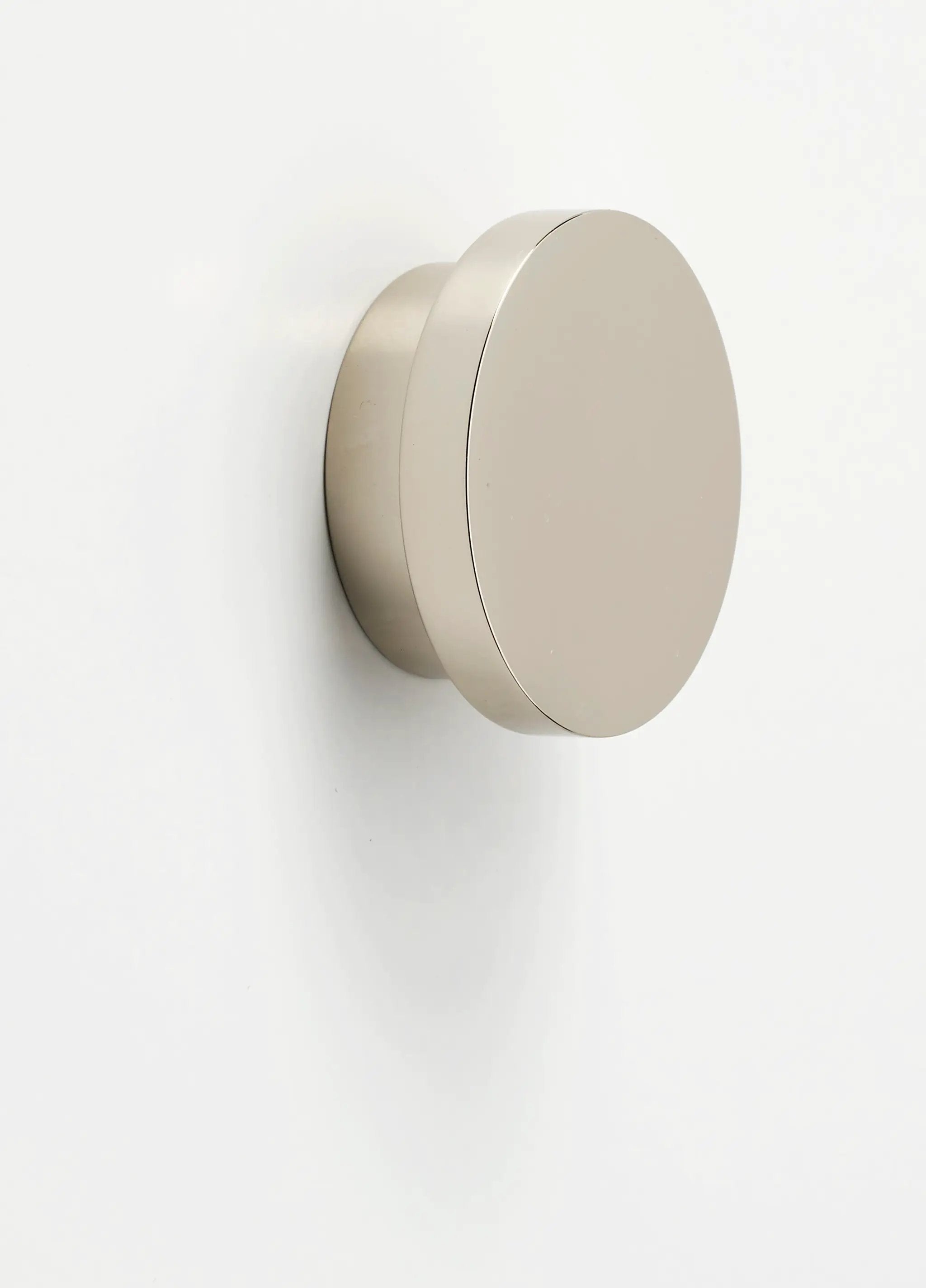 Alno Redondo 1 3/4" Knob by Alno
