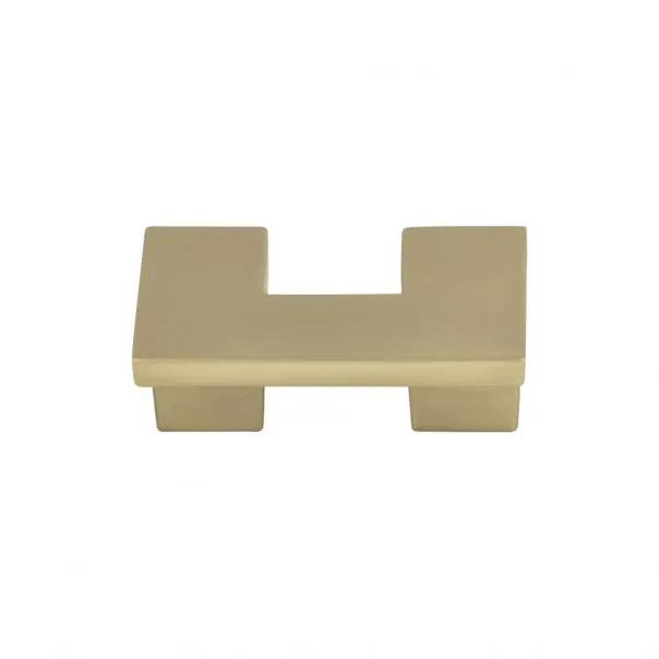 Atlas U Turn Knob 1 1/4 Inch (c-c) by Atlas