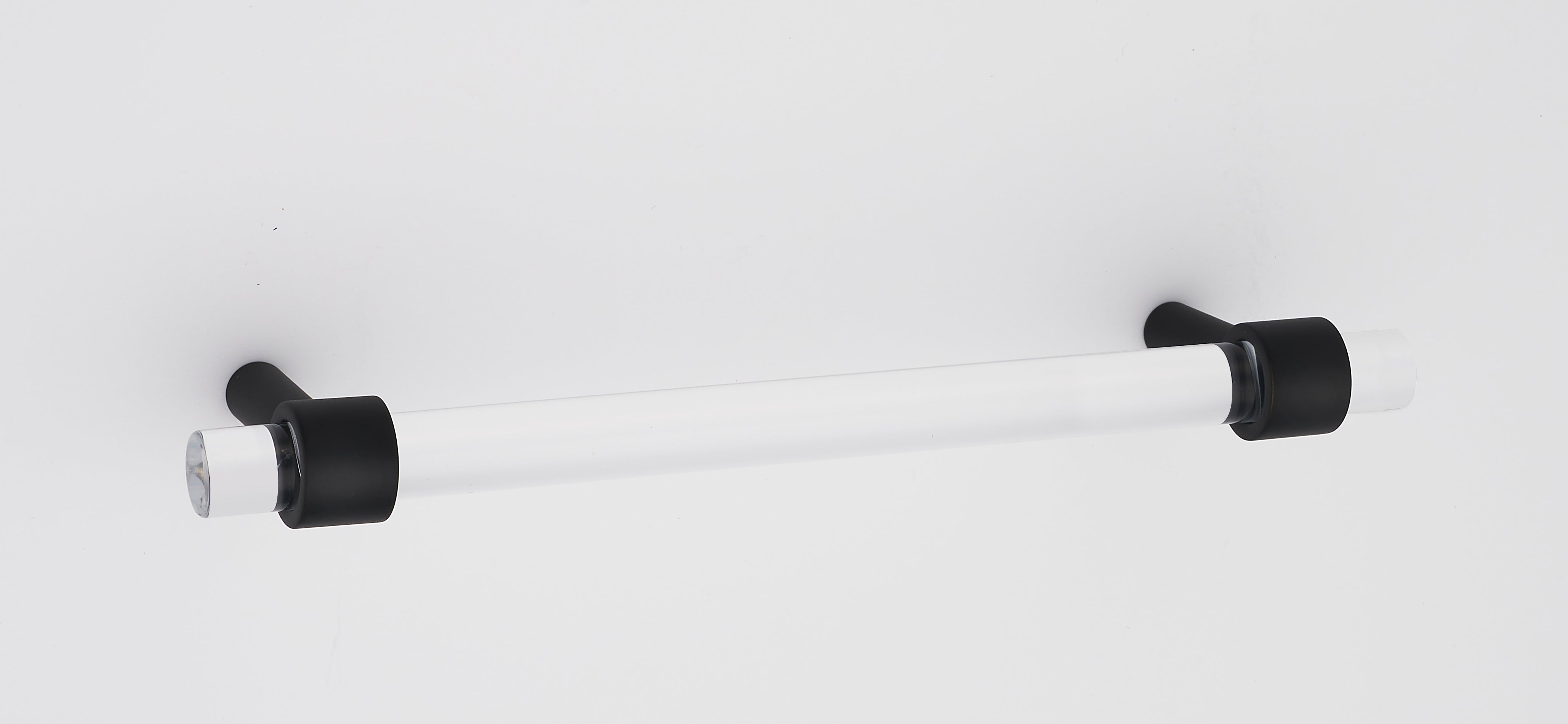 Alno Contemporary Acrylic 8" Pull