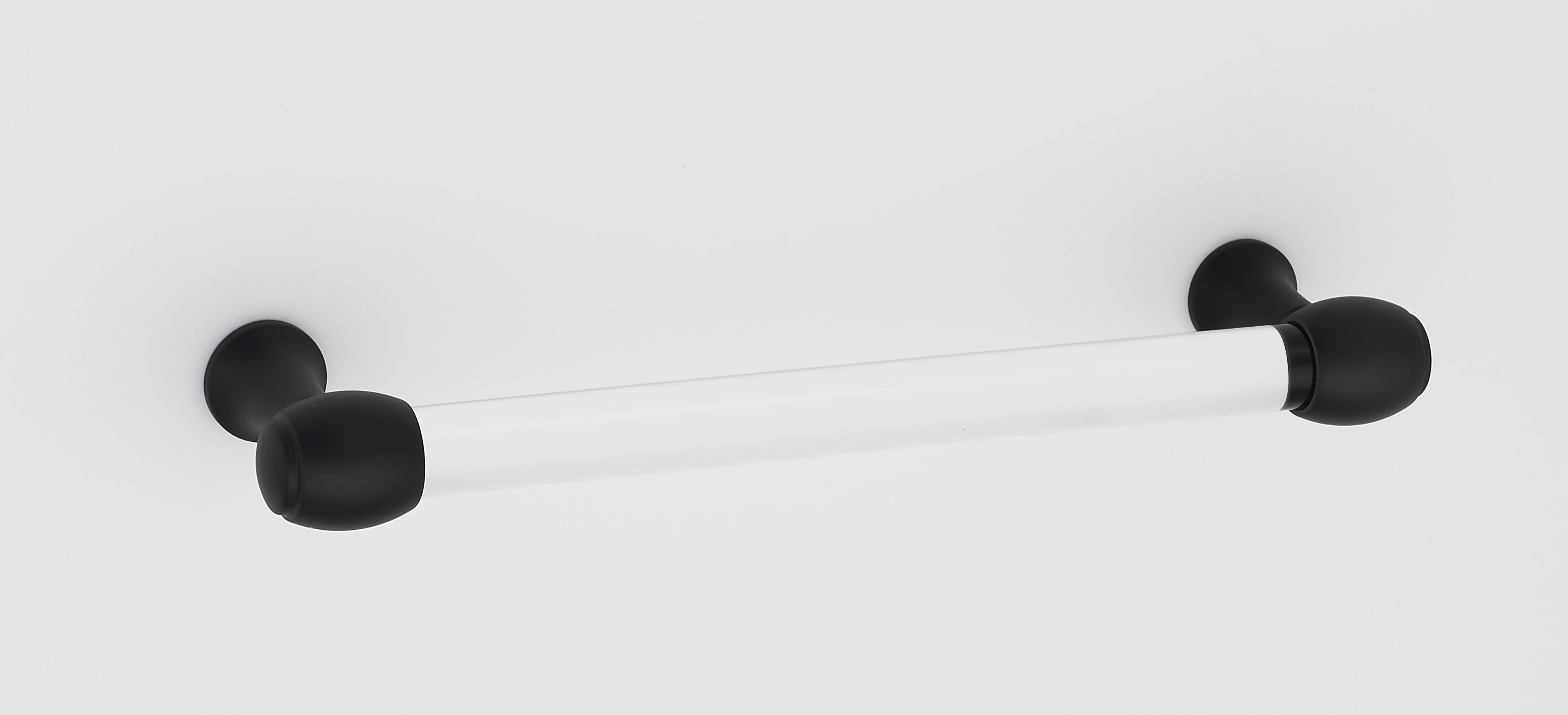 Alno Royale Acrylic 8" Pull