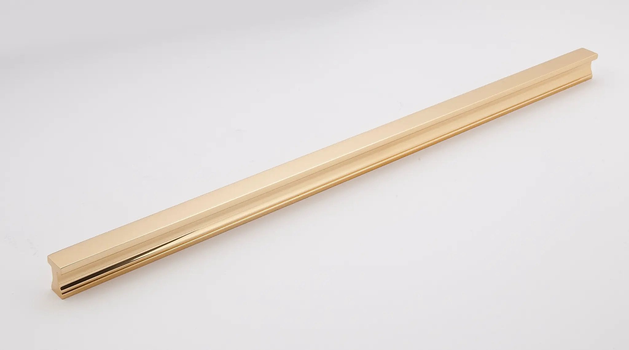 Alno Linear 18" Pull by Alno