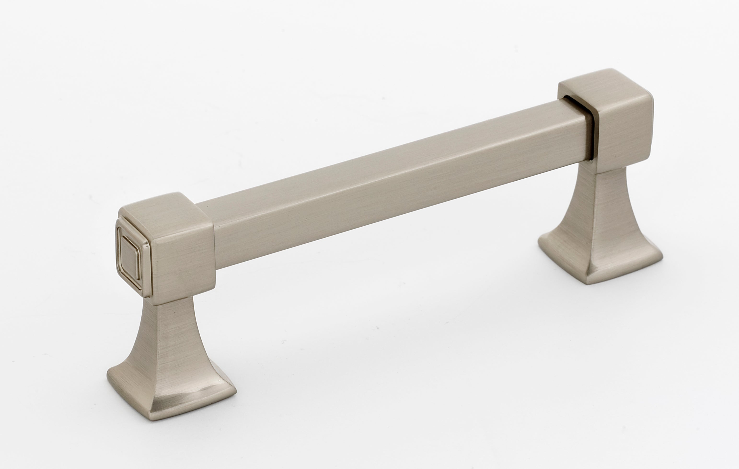 Alno Cube 3 1/2" Pull