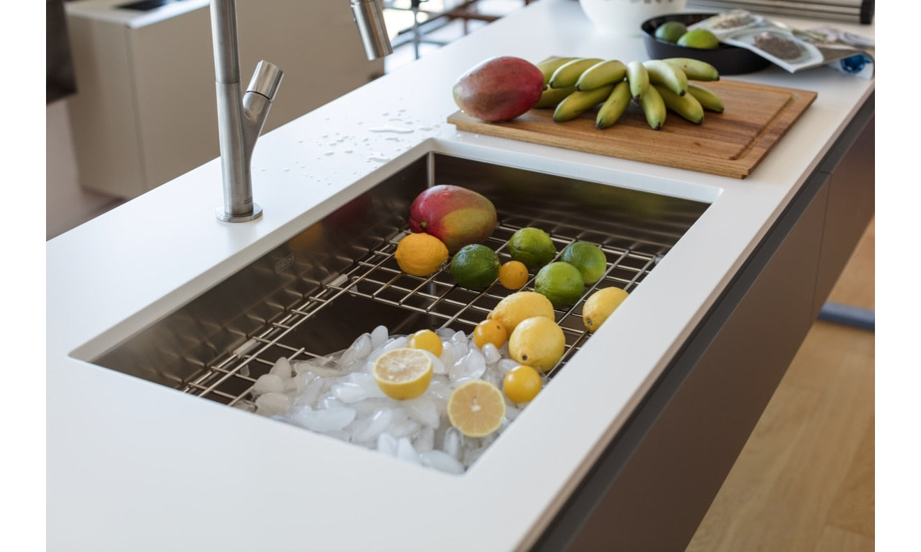 stainless steel sink