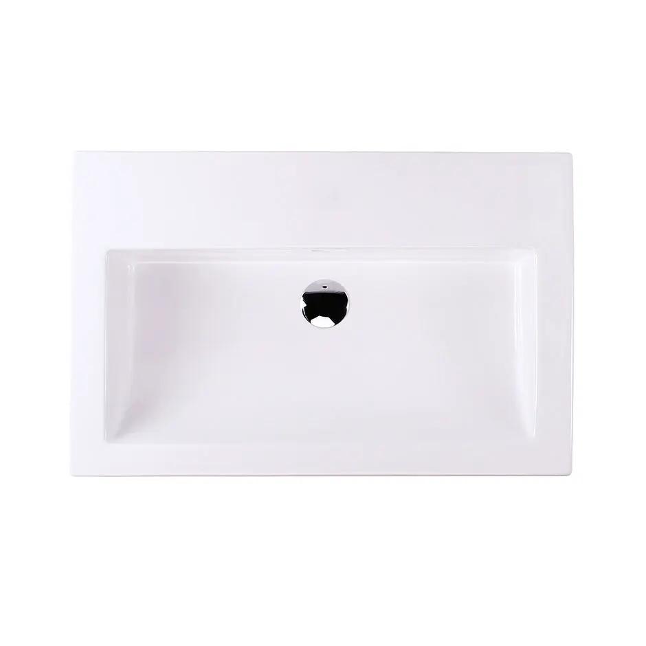 white sink