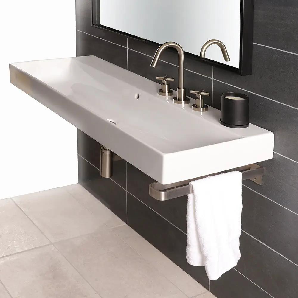 brushed nickel faucet