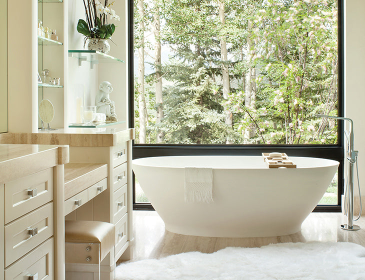 white bathtub