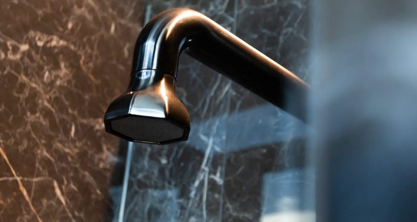 gun metal shower