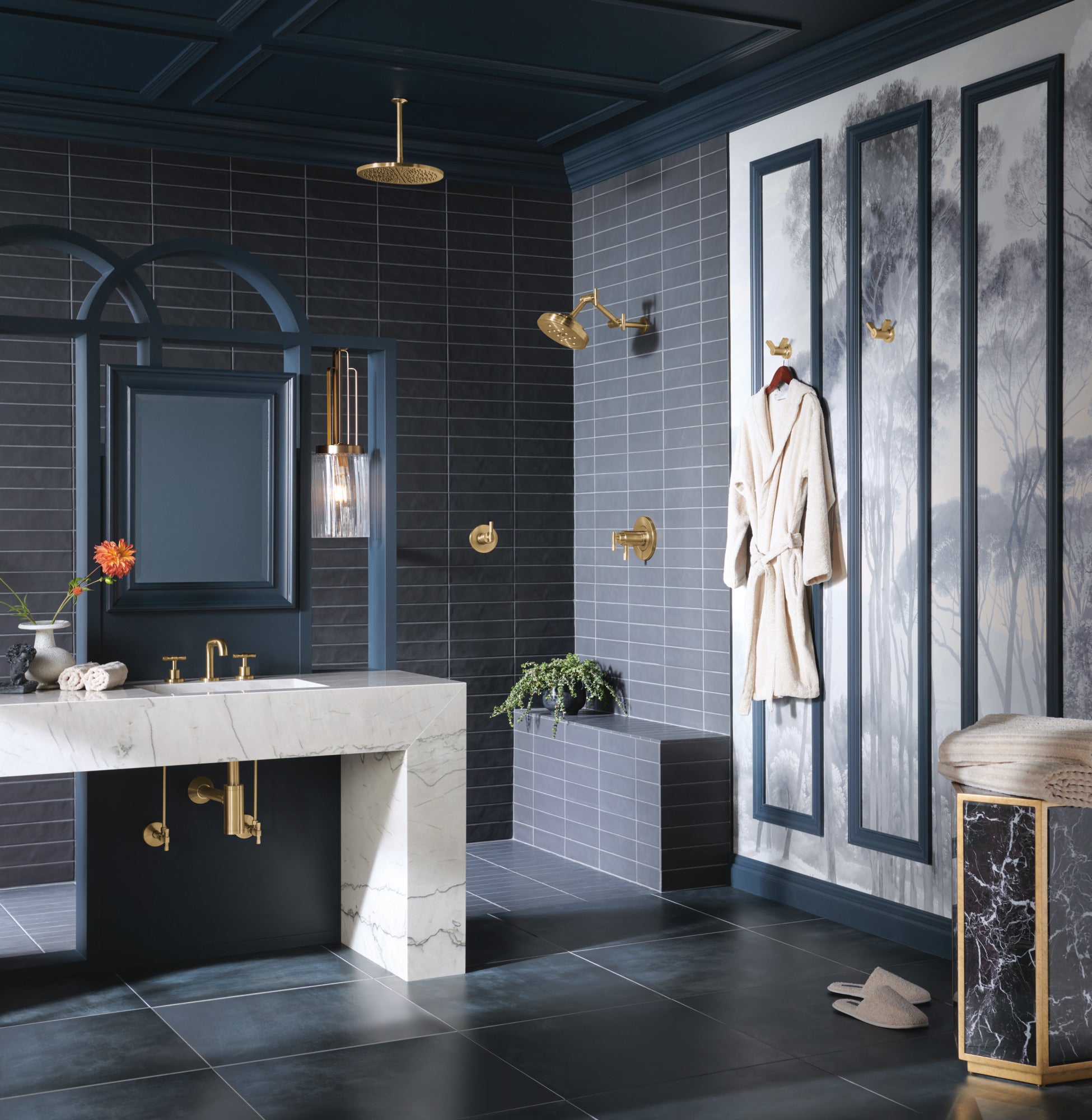 luxe gold shower head