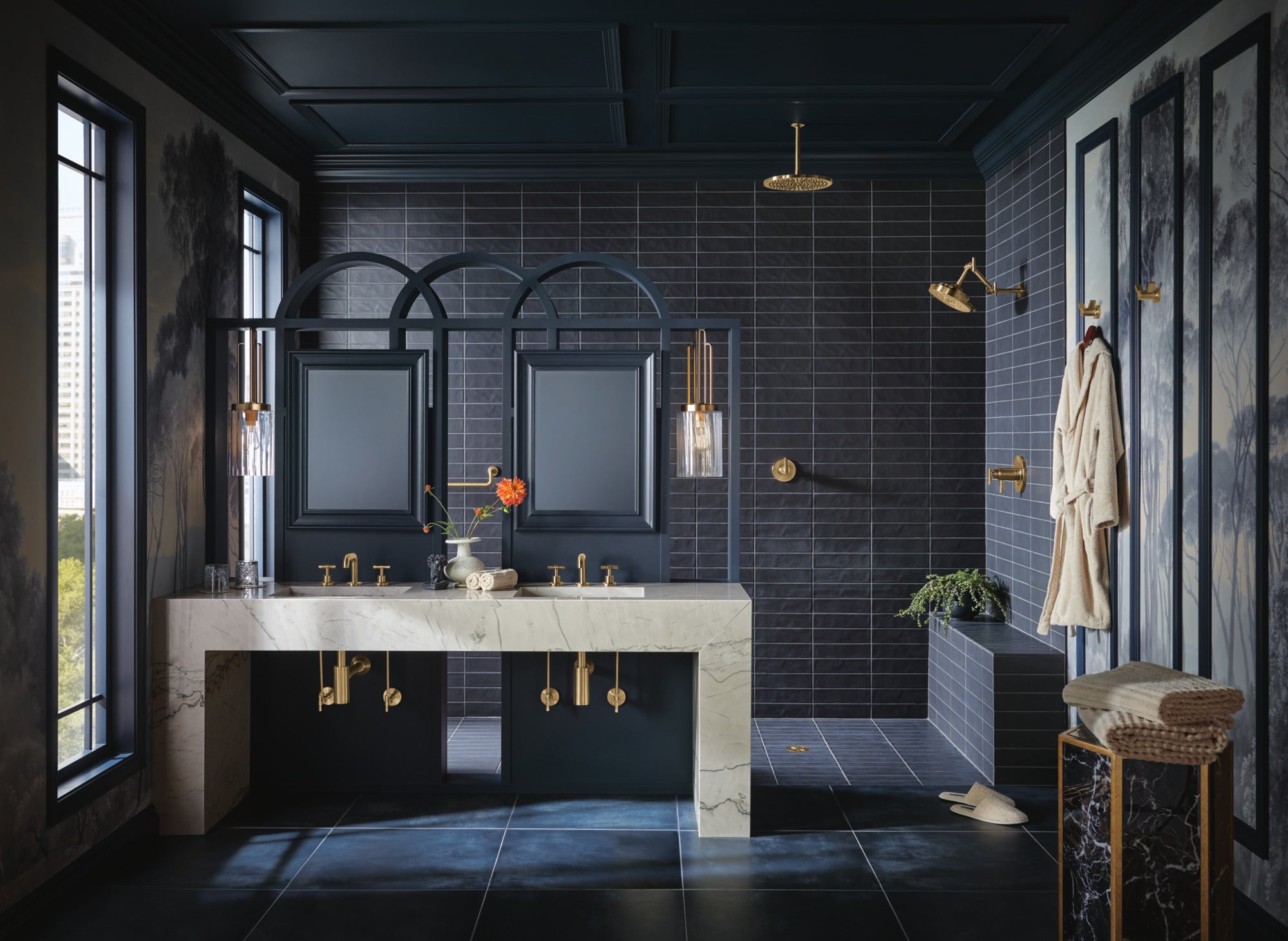 luxe gold shower head