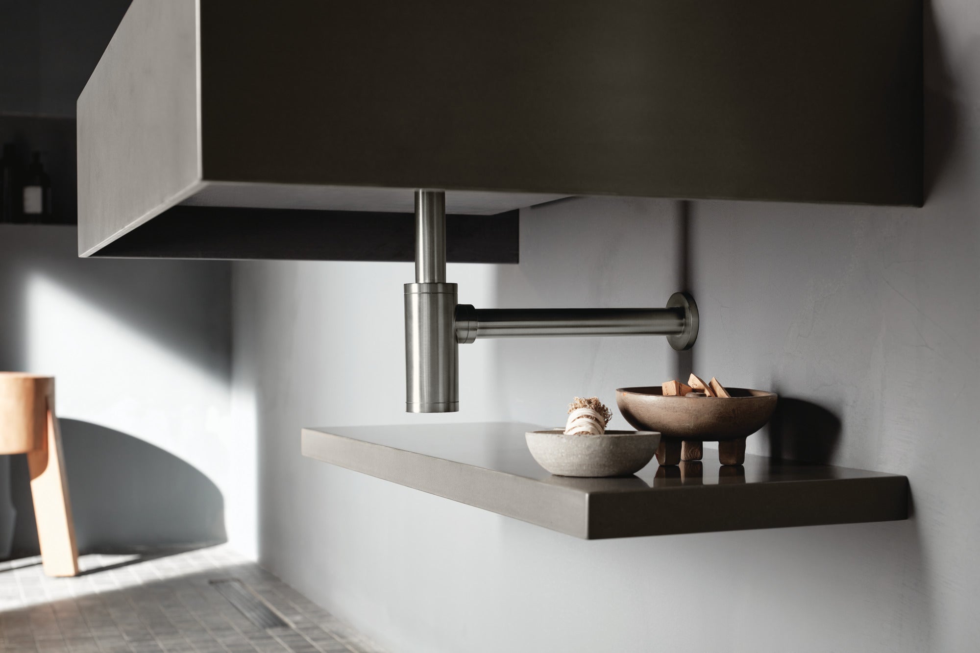 luxe steel bottle trap