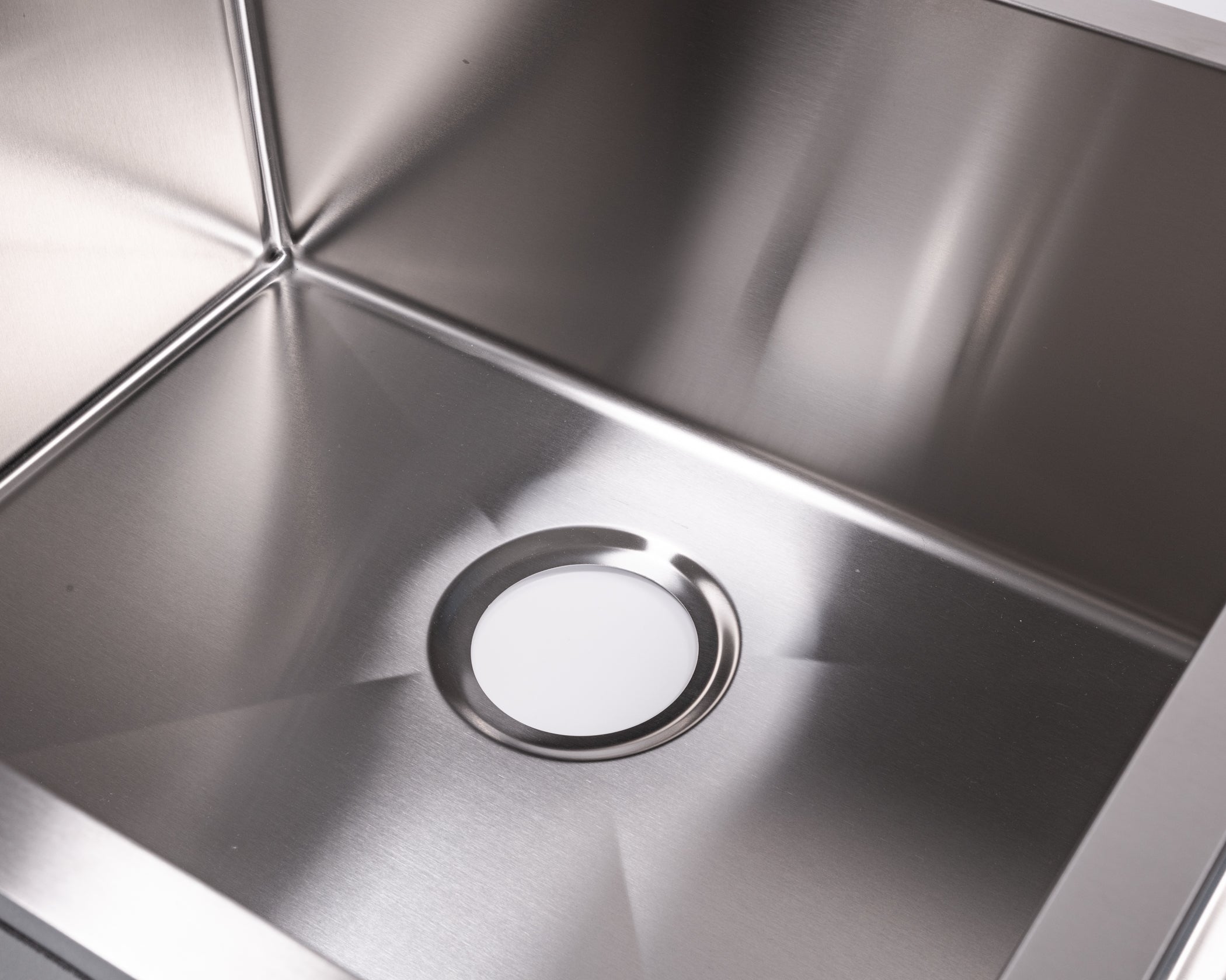 stainless steel kitchen sink