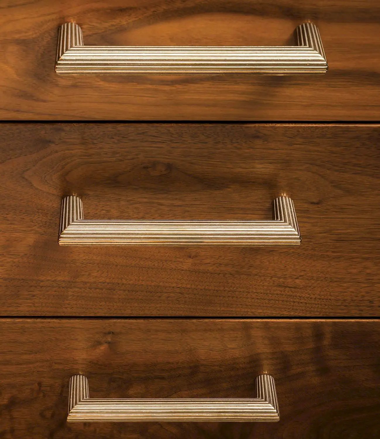 bronze cabinet pull