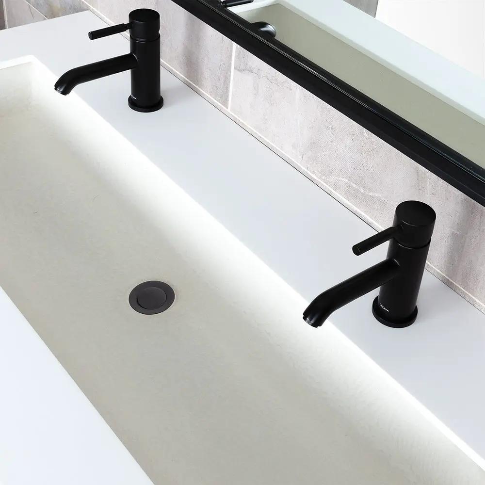 matte black faucet