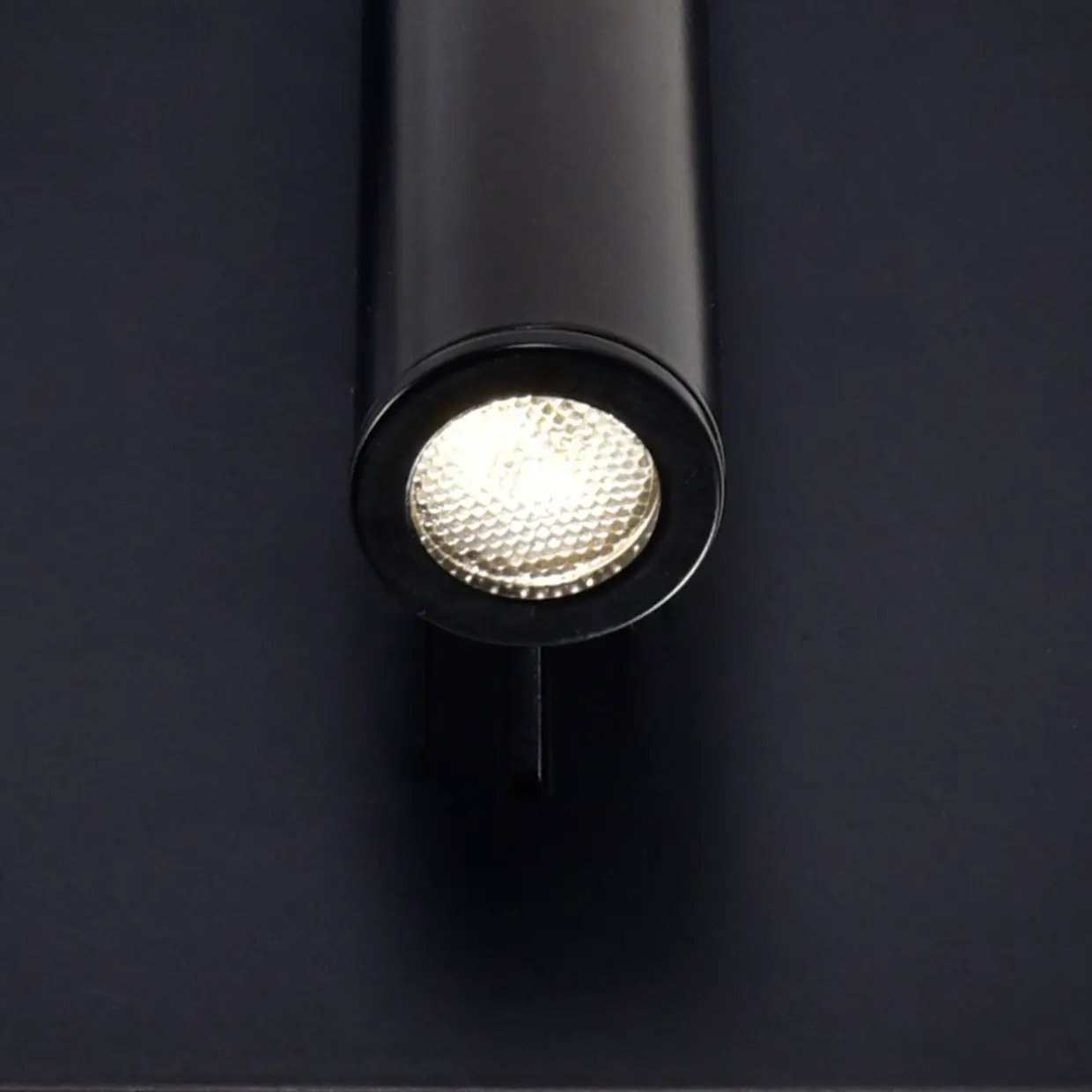 matte black mount base