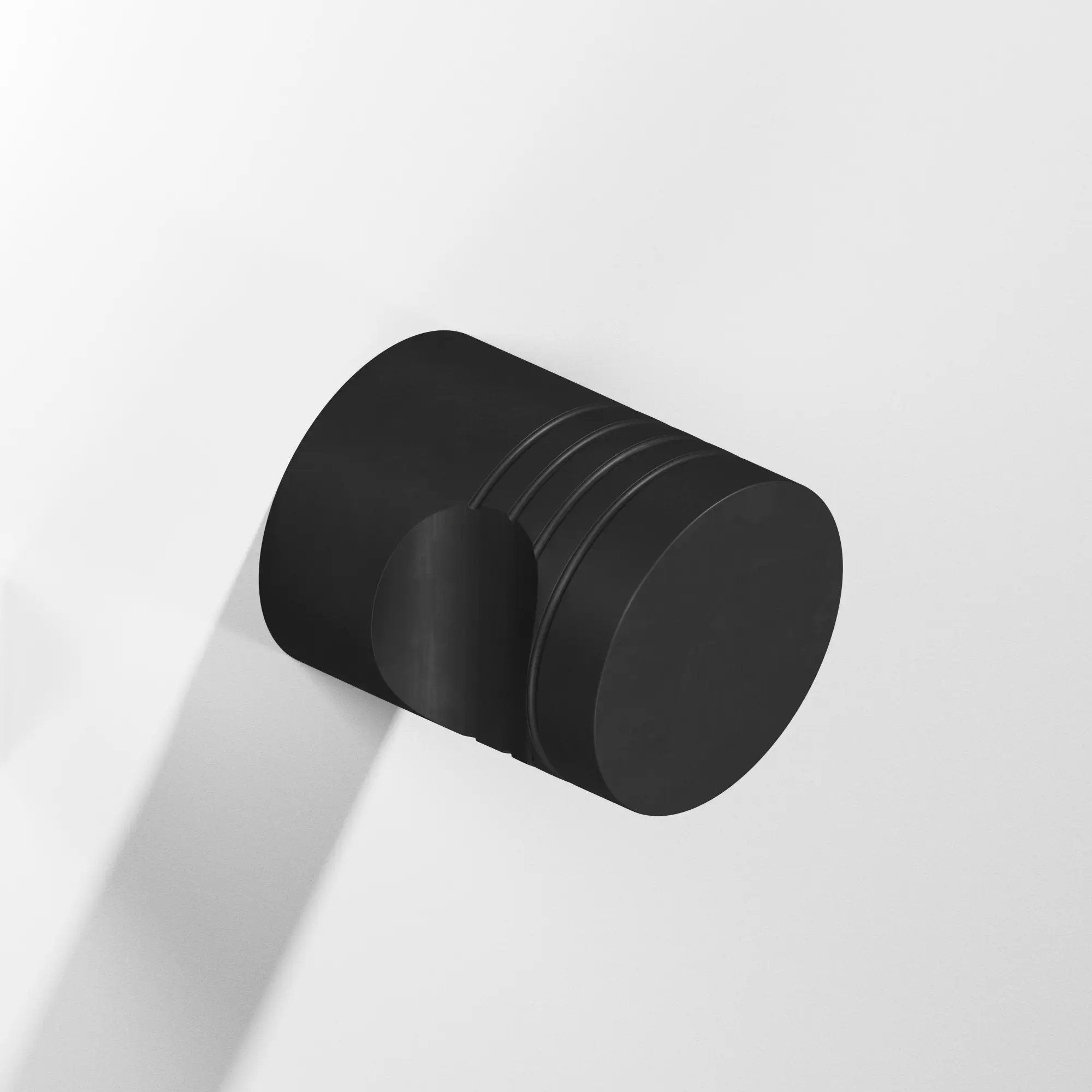 Colonial Bronze 104 Series Cabinet Knob by Colonial Bronze