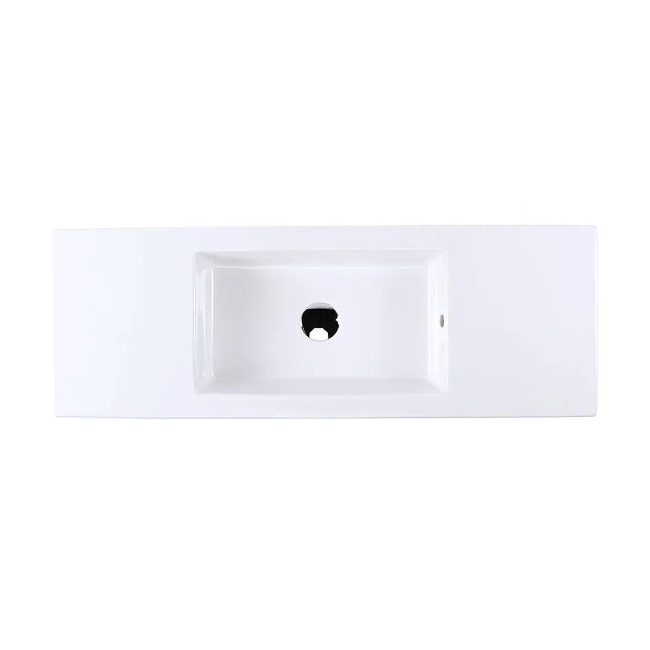 white sink
