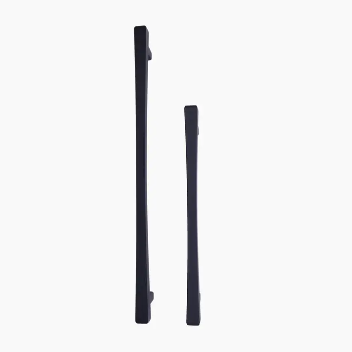matte black pull