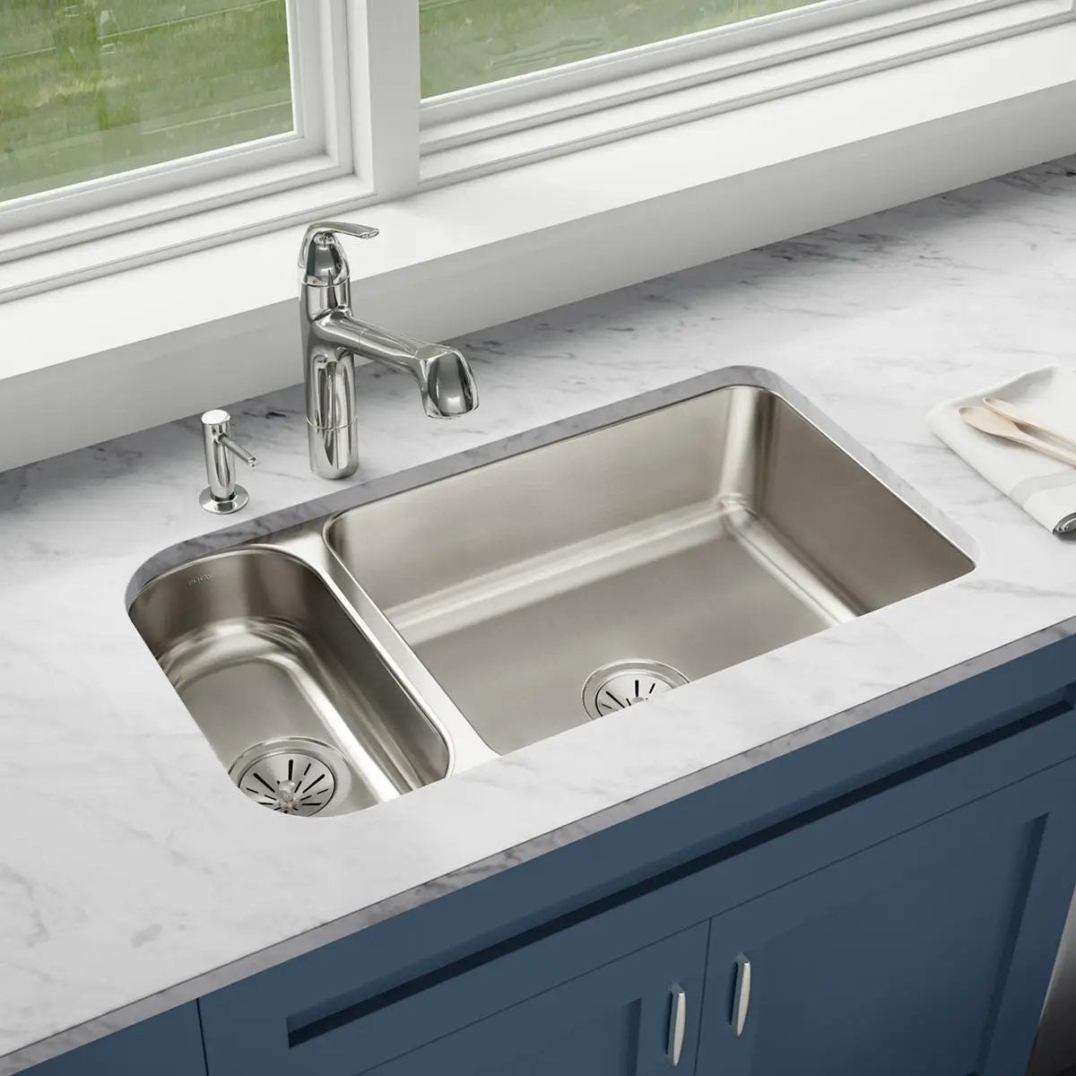 lustrous satin double bowl undermount sink