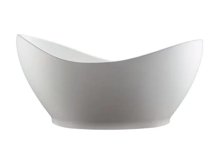 white bathtub